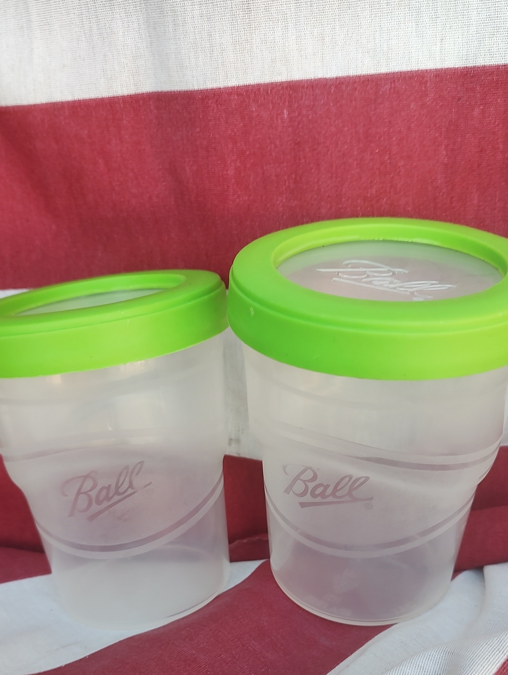 Ball/Tubber Ware Small Containers - Picture 2 of 7